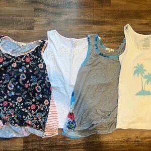 LOT of 4 XL tanks - for the beach and sunshine!